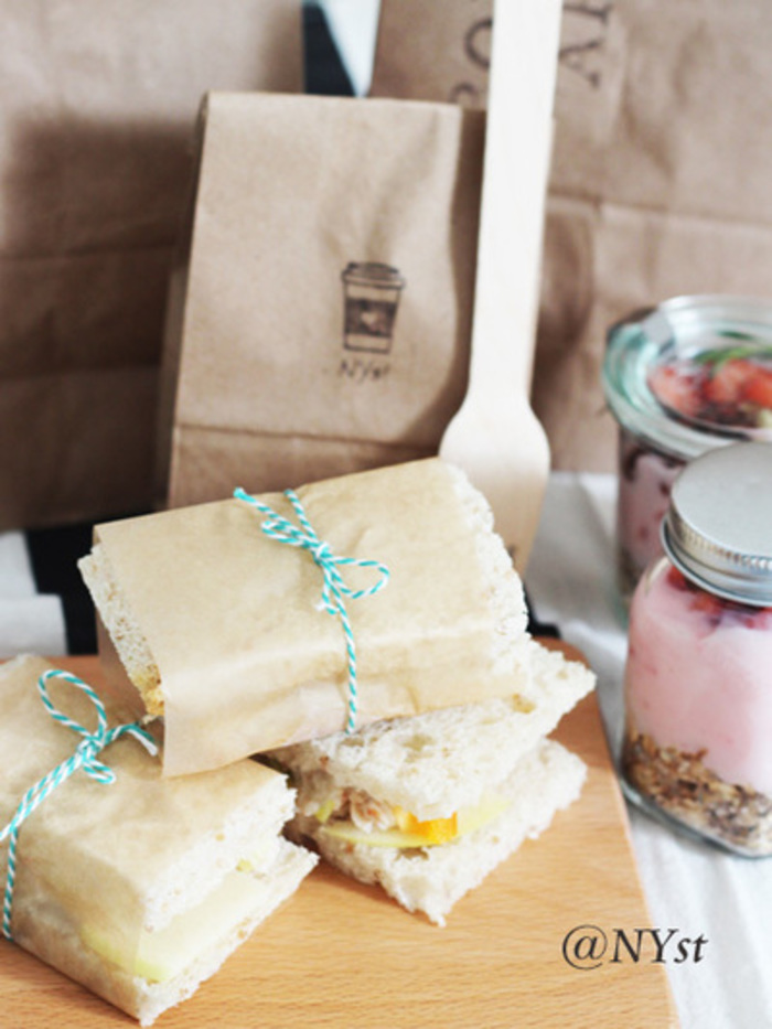 簡単 ワックスペーパーを使ったお弁当用サンドイッチの可愛い包み方