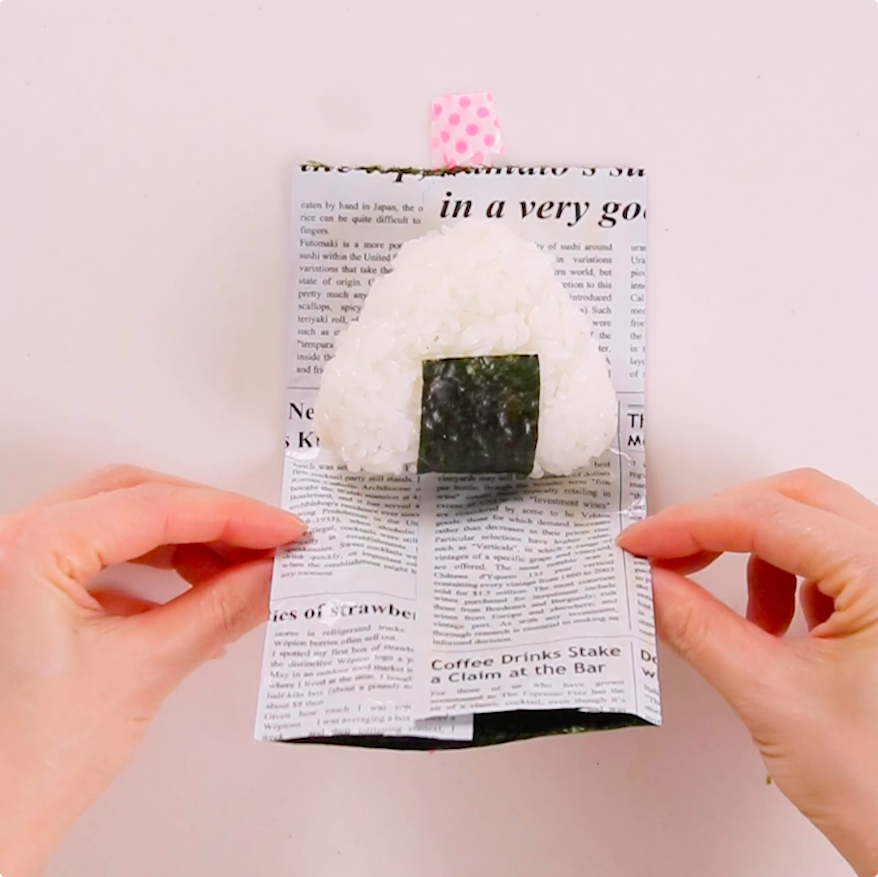 How to wrap sandwiches Cooking paper Sand wrapping Easy to cut Moe cutIntroduced on TV- YouTube