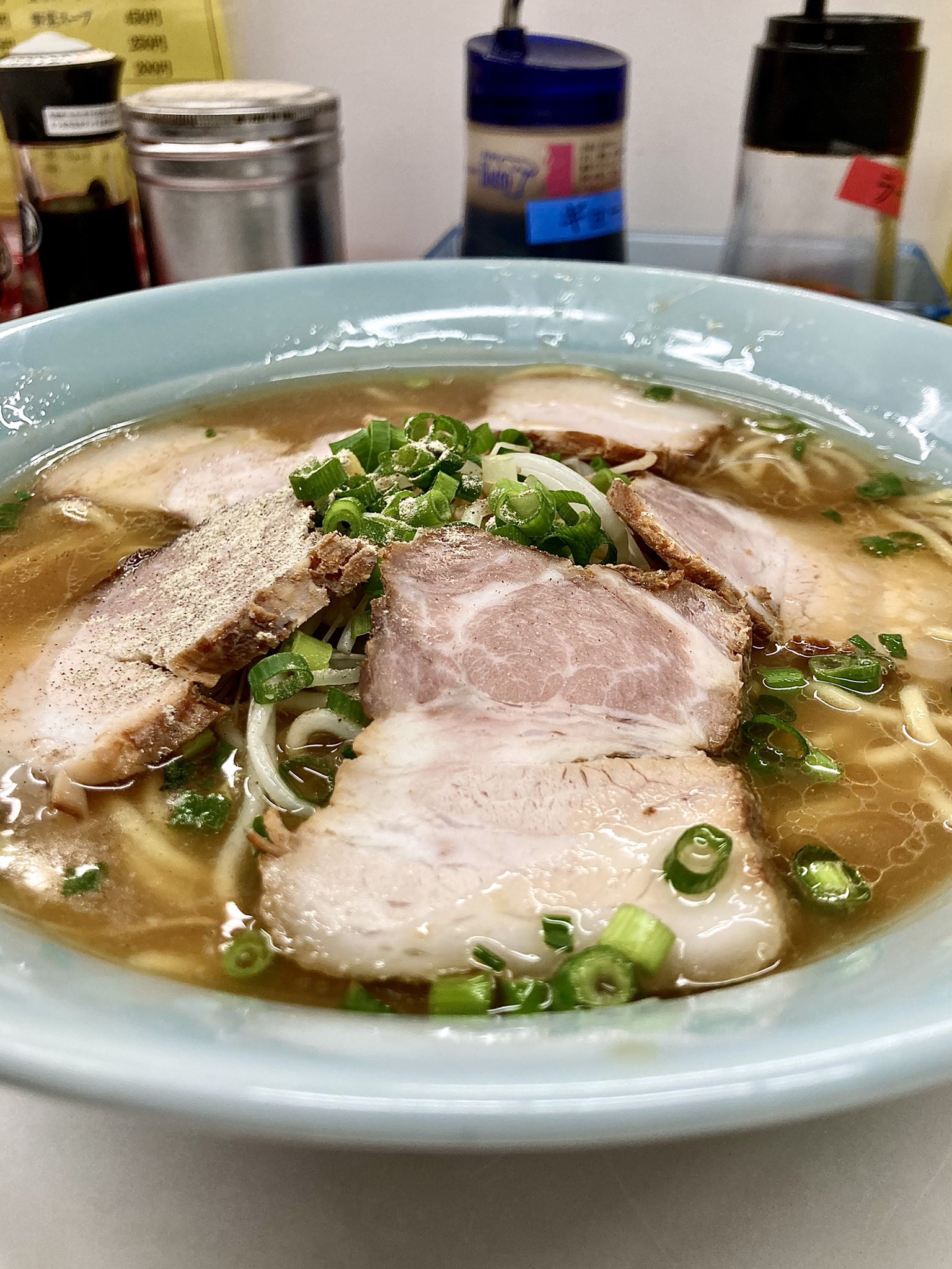 宮崎県の「麺」特集！豚骨ラーメンに辛麺、トマト、ご当地麺にうどんまで！グルメ特集宮崎県公式観光サイト「みやざき観光ナビ」