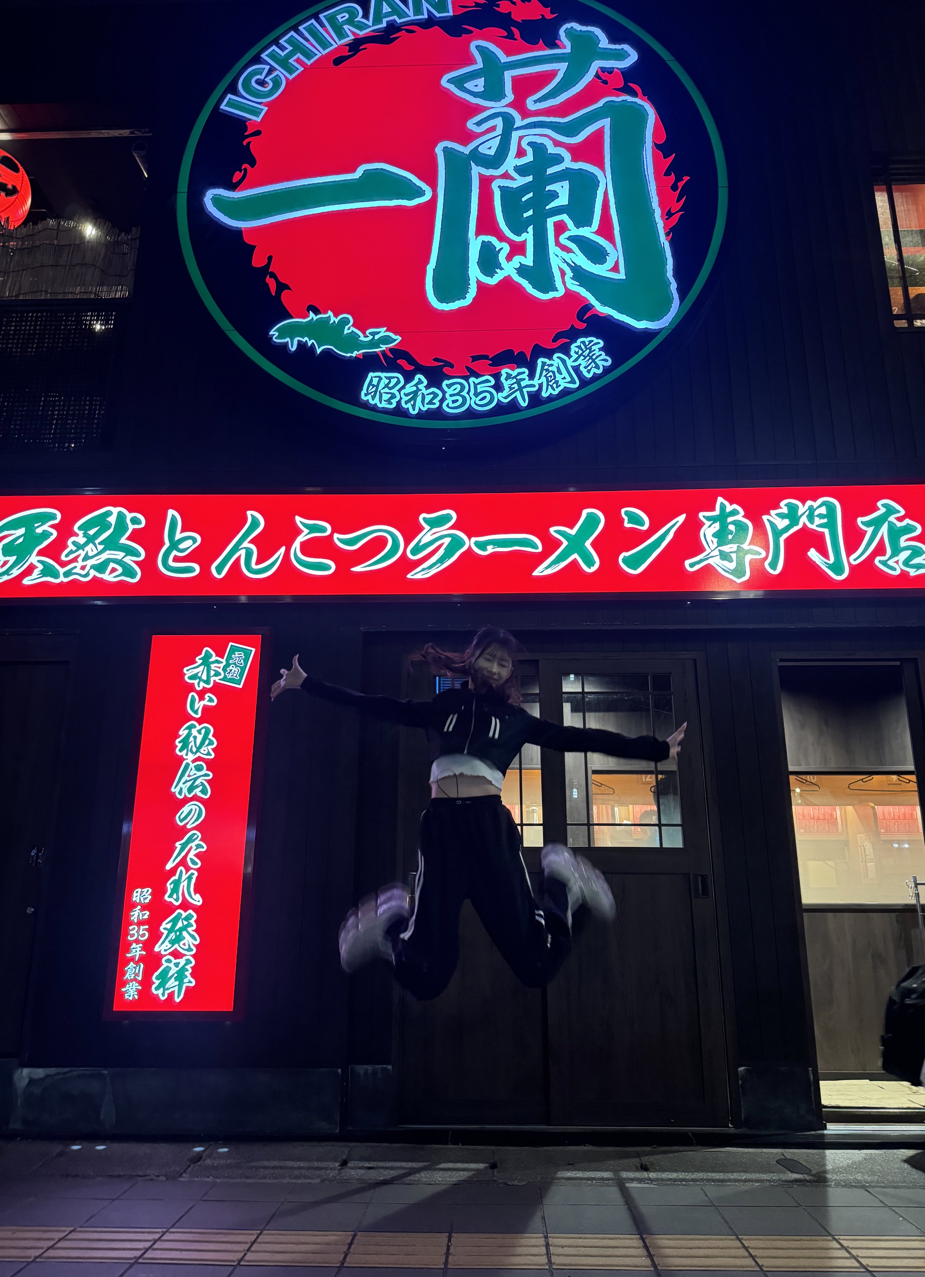 4KAKB48 千葉恵里、親しいAKBのメンバーたちと料理対決コンテンツを撮影してみたいです~ - YouTube