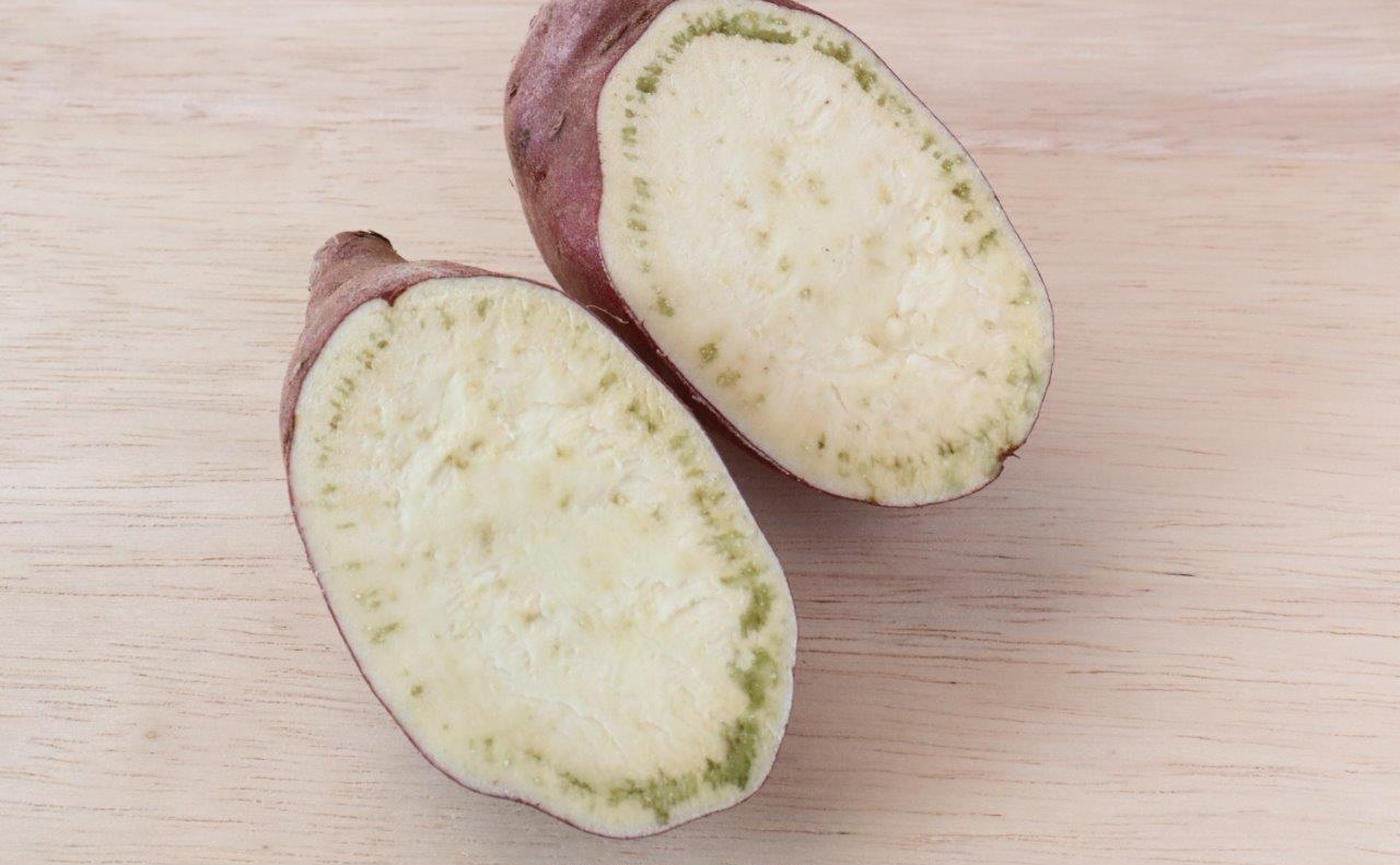 犬猫は紫芋を食べても大丈夫！アントシアニンによる目の健康効果に期待！生食には注意ペットフード販売士マッサンの犬猫レシピ