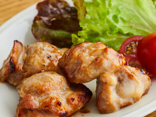 レンジで簡単！ 鶏胸肉のオイマヨ照り焼き丼ラクつく管理栄養士考案の作り置きレシピサイト