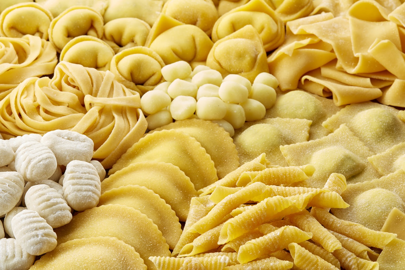 パスタの乾麺の写真素材211662945 毎月1点無料 フリー のストックフォト イメージマート