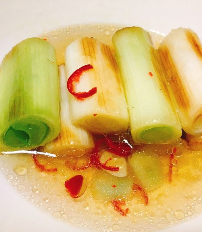 とろとろ染みじゅわ。長ねぎのしょうが醤油焼きびたし