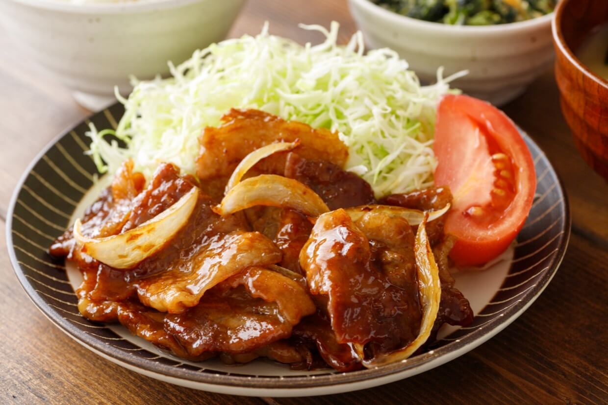 夜ご飯のメニューが決まらない！ 何も思いつかないときにおすすめの簡単レシピ19選Oggi.jp