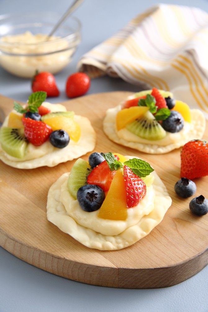 餃子の皮でレンコンしらすピザ