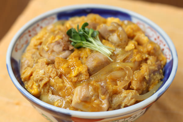 豚丼 焼ちくわの五目炒めみそ汁 食材宅配のヨシケイ 夕食ネット レシピ・メニュー・献立付き