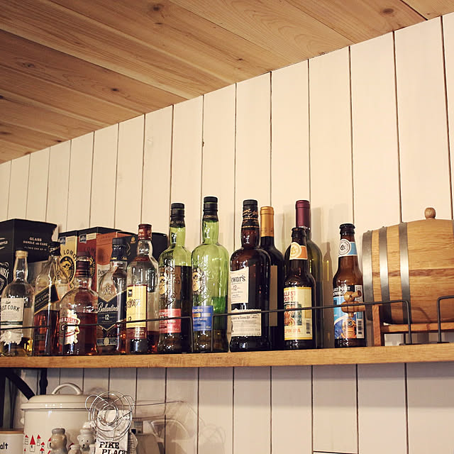 ウィスキー棚 お酒棚 ディスプレイ アクリルドア付き MumuElf 酒棚 竹素材 ウイスキー収納 落下防止 リビングルーム ダイニ MTIETEMEワインキャビネット 酒棚 ディスプレイ 厚板と強化ガラス 頑丈で耐久性の