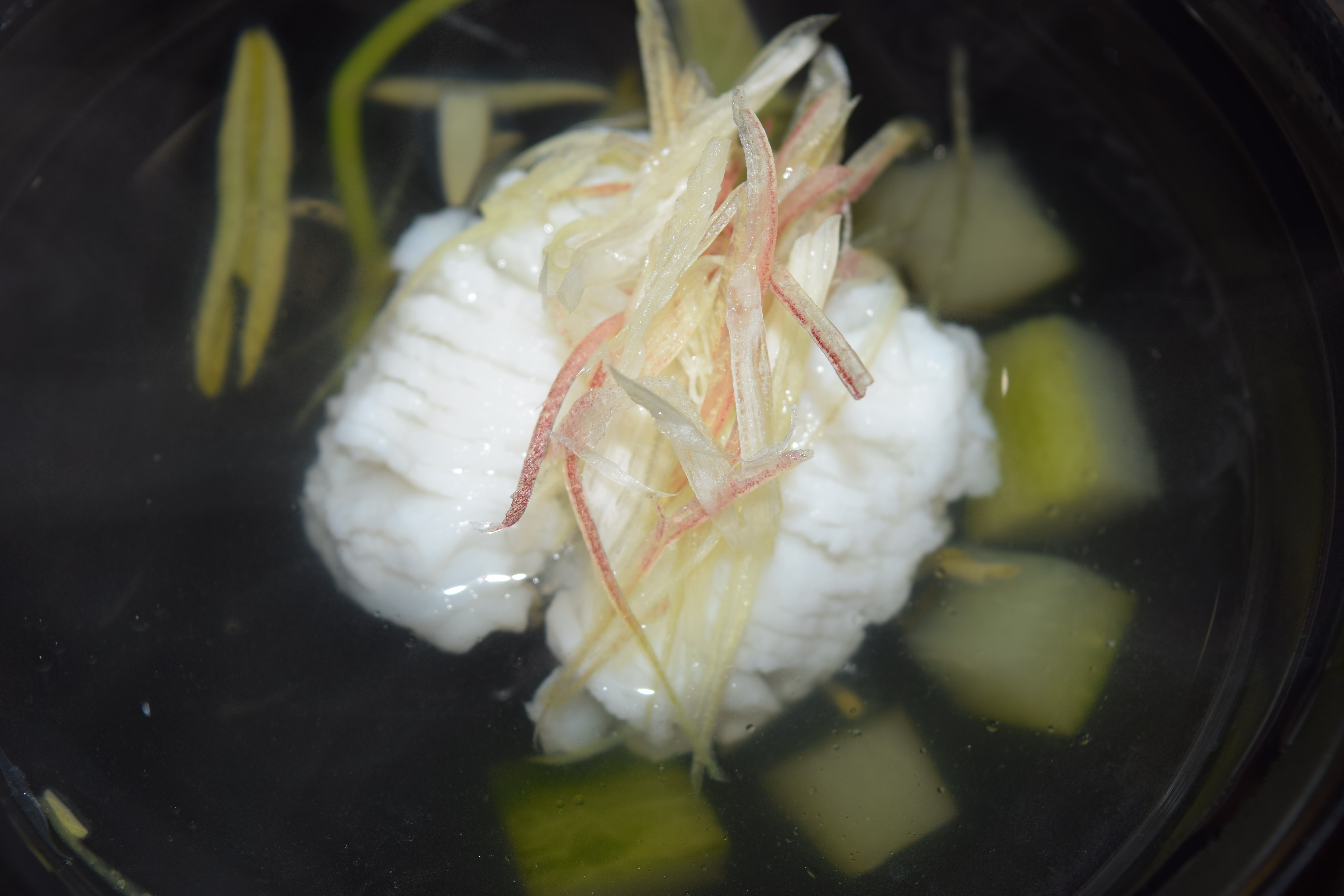 鱧の牡丹作り 梅醤油と共に」 - 赤坂経済新聞