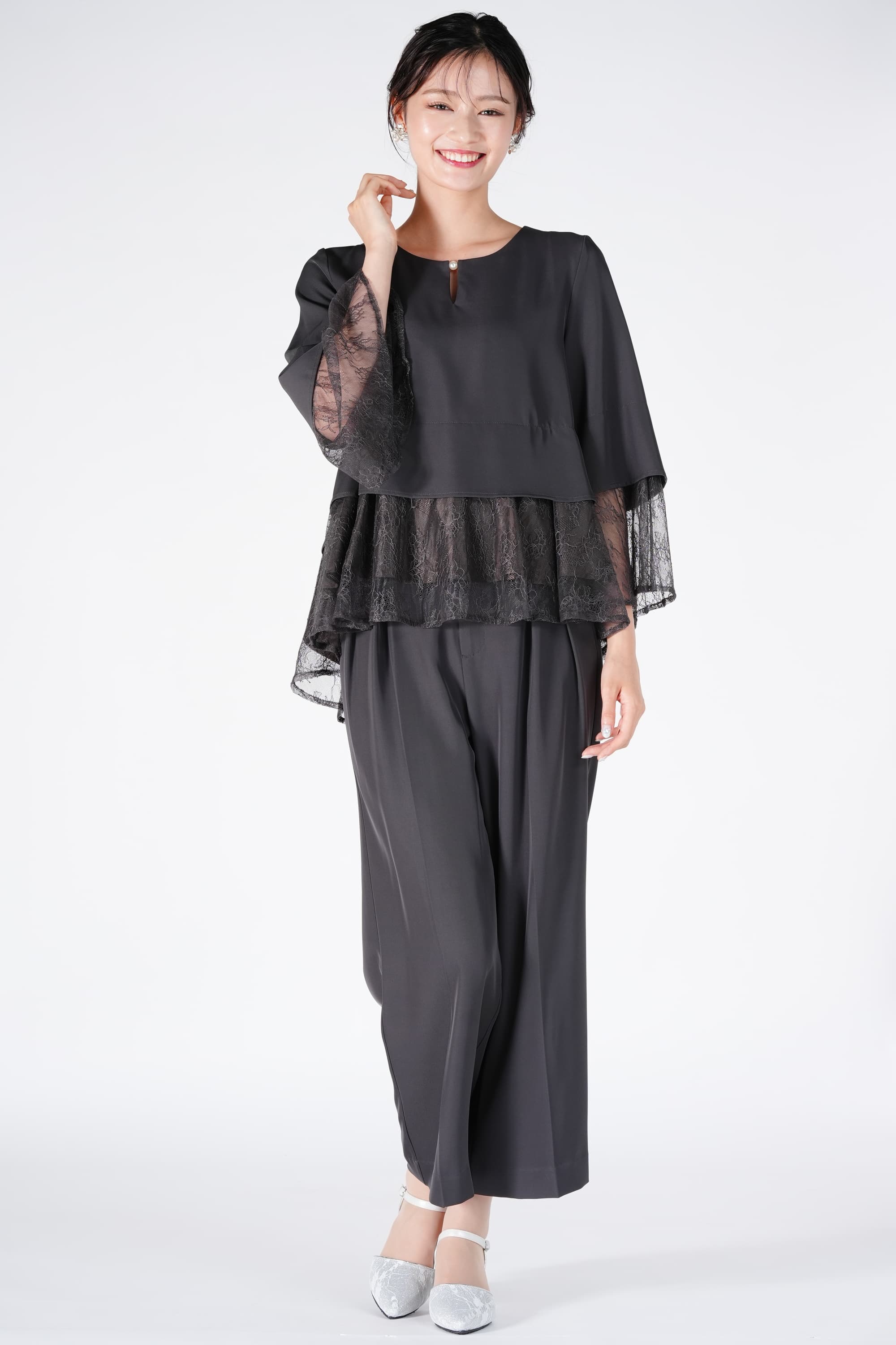 40代50代ホテルランチ服装コーデ何着る?元デザイナーが徹底アシストドレスの手帖