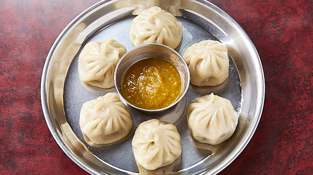 ネパール料理のプロに聞く！ 現地で美味しいカレー屋さんを探す方法すごい旅研究所