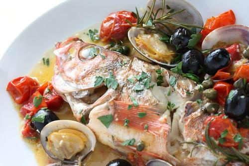 基本からアレンジまで！思わずつくりたくなる「鯛のアクアパッツァ あさりなし」のレシピ集クックパッド