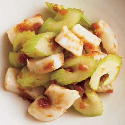 楽天市場 国産ロールイカ 5ｋｇ 6尾 大きさにばらつきありアカイカ冷凍イカまるなか: まるなか