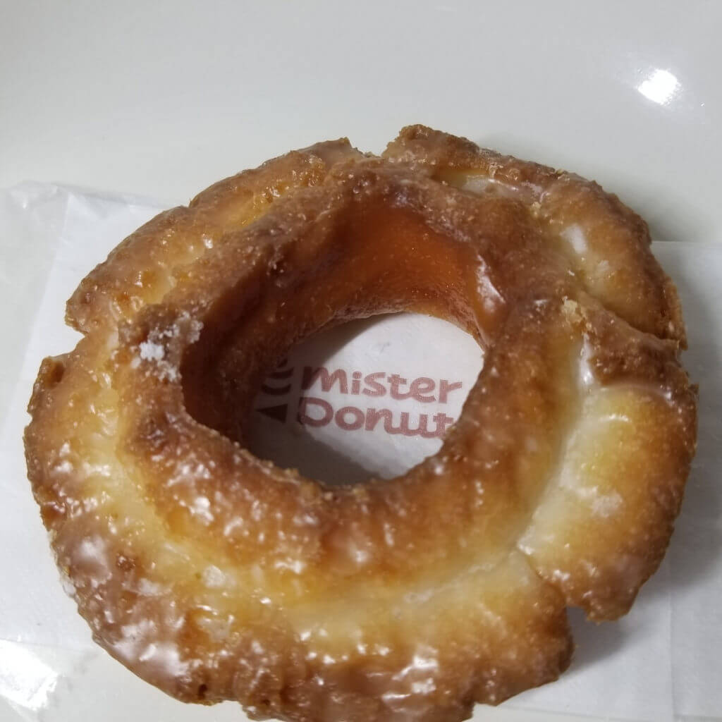 ミスド100円☆ 「オールドファッション」デビュー40周年感謝セール!! 11月16日まで人気ドーナツ10種が1個100円だよ〜♪Pouch ポーチ