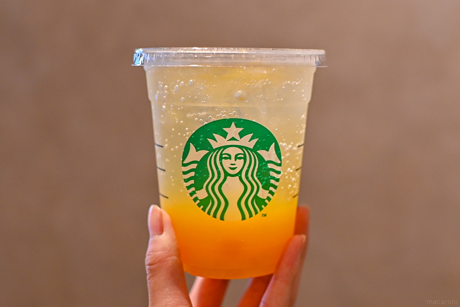 スタバ新作レポ マンゴー果肉のジューシーさがすごい！フラペチーノはトロッとした触感がクセになりそう - isuta イスタ-私の“好き”にウソをつかない