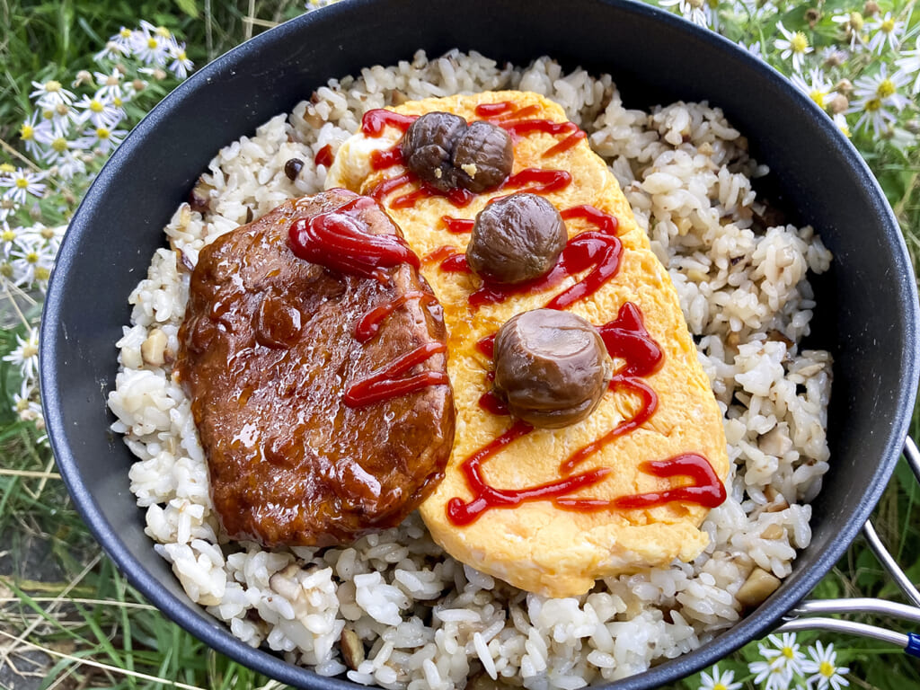 日帰りハイキングのランチや、テント泊登山での「山ごはん」に手軽な麺料理を！日々の時短料理にも使える、『山で麺！クイックレシピ80』発売山と溪谷社新着情報山と溪谷社