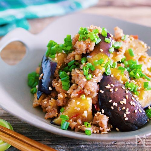 ご飯もお酒もすすむ♡『なすとひき肉のオイスター味噌炒め』