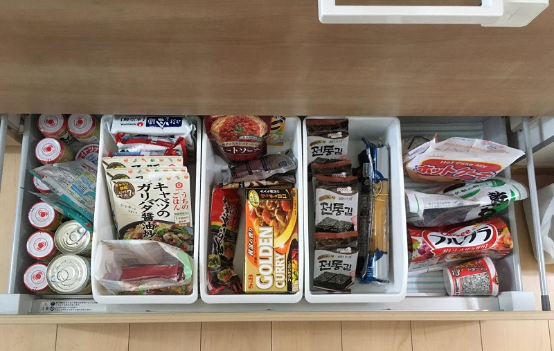 食材や洗剤の買い置きはどこに収納する？ 狭小マンションのストック術 - レタスクラブ