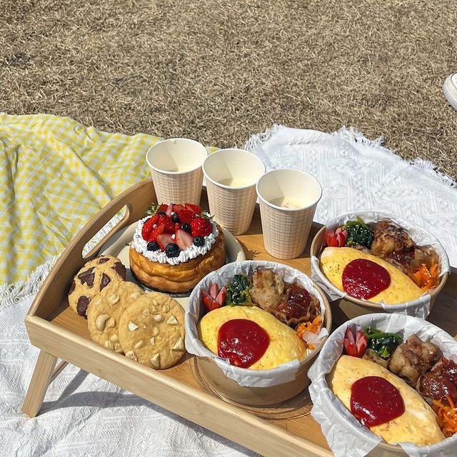 簡単に作れて、冷めても美味しい！ピクニックのお弁当レシピ - 北欧、暮らしの道具店