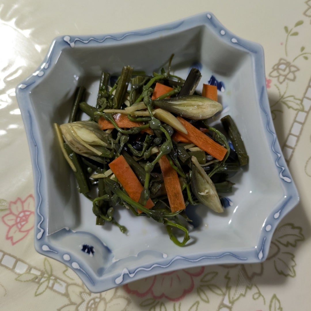 山菜みずの味噌汁♪もぎりみず汁♪