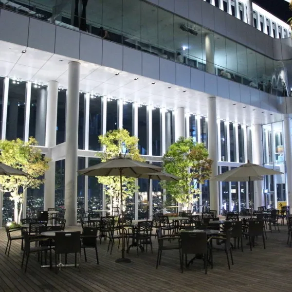 あべのハルカス展望台のカフェ・ダイニング・バーSKY GARDEN 300