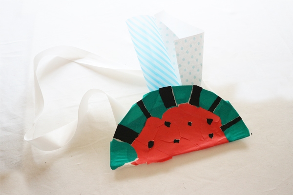 Amazon.co.jp: 立体スイカちょうちん 制作キット 5個 : おもちゃ