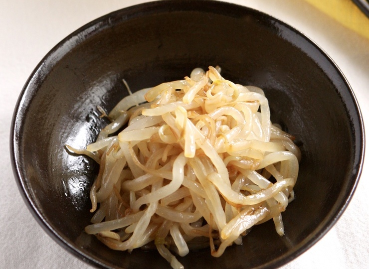 牛のともばら肉もやし炒めの作り方 牛肉もやし炒めレシピ オイスターソースの牛のともばら肉もやし炒め ご飯のおかず 酒の肴