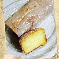 干し柿とクリームチーズのパウンドケーキです霧ヶ峰のロベンドヒュッテです