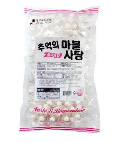 高級感溢れるアイボリー色の大理石を彫って作られたティーライト用マーブルキャンドルホルダー LOW14263