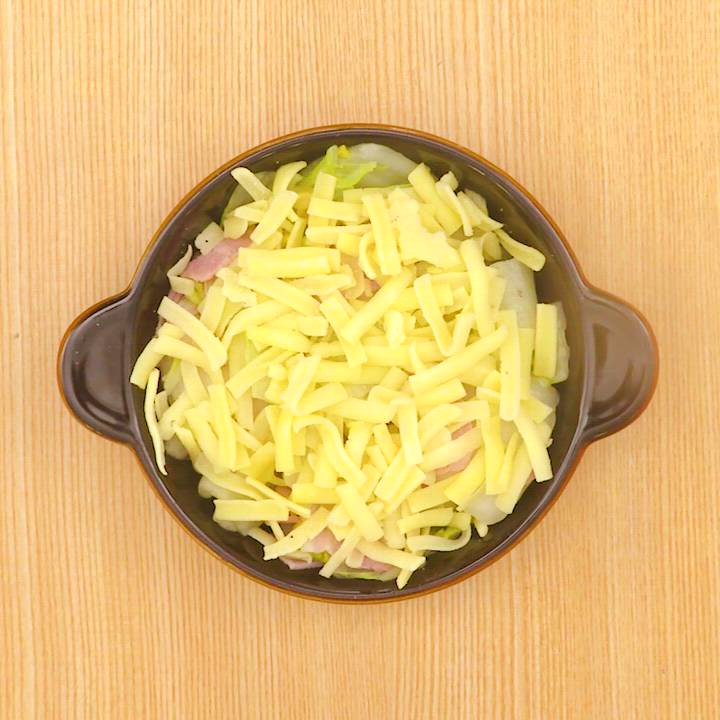 レンジ☆中華風白菜とベーコンのチーズ蒸し