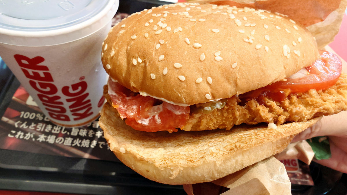 マクドナルド チキンフィレオ コンビを世界一詳しく調査 ひるまック 昼マック進撃のグルメチェーン店、コンビニ、新メニュー、新商品、スイーツなどの最新グルメを最速でお届け