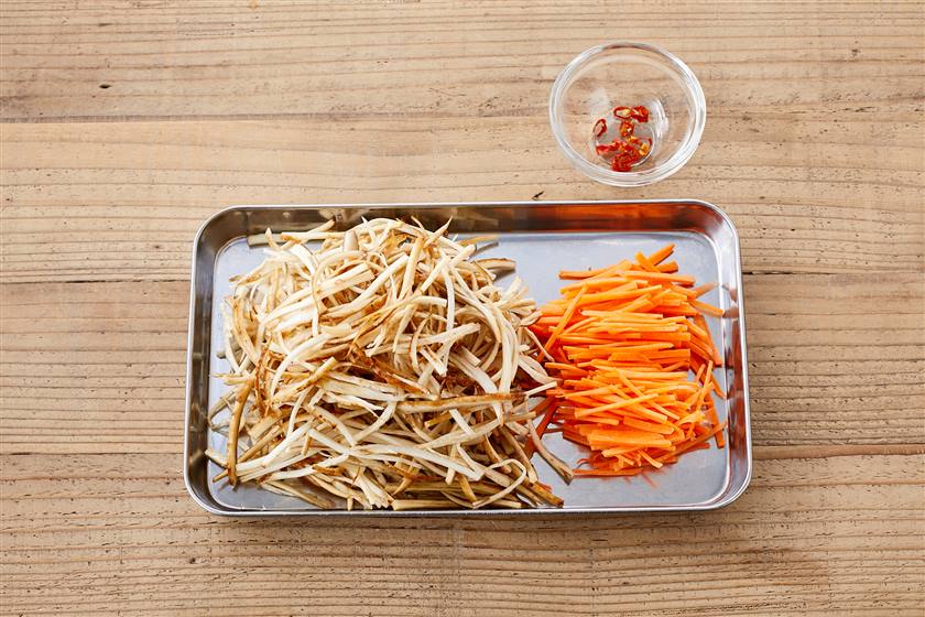 爆速！完成まで2分 低温調理・真空調理できんぴらごぼうを仕込む