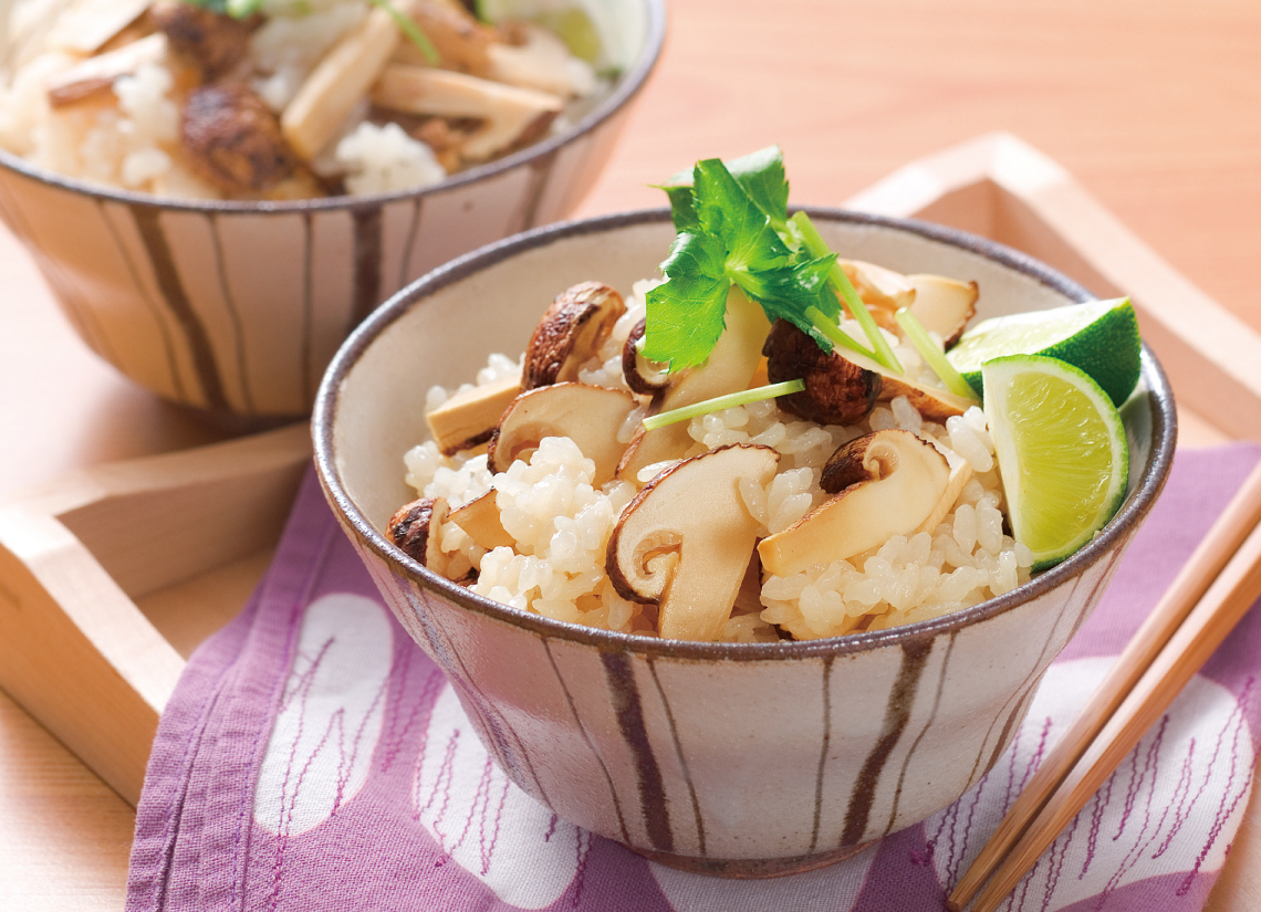 松茸のお吸い物で炊き込みご飯！人気の簡単レシピ