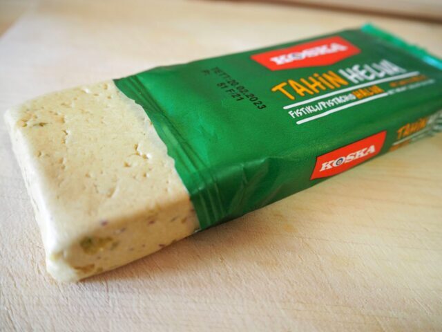 業務スーパーのハルヴァはトルコの伝統菓子！不思議な食感が癖になるかも？業スーおすすめブログ