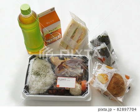 無料イラストコンビニのおにぎりパブリックドメインQ：著作権フリー画像素材集