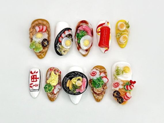 ニュアンスネイル ネイルチップ お寿司 鮨 スシ 食べ物 食品 おもしろ 個性的 - メルカリ