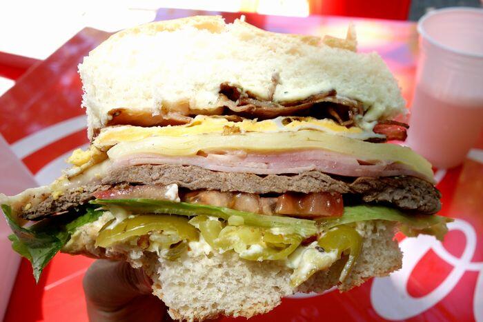 料理 ウルグアイ人から教えてもらってウルグアイ料理作ってみた！ - YouTube