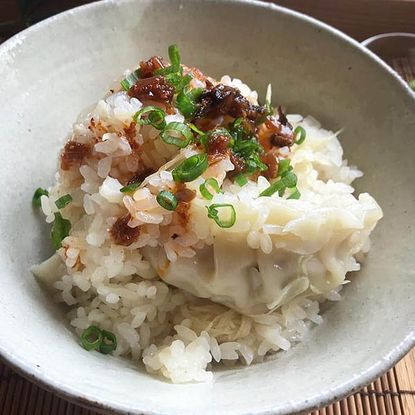 WEB限定記事：餃子アレンジレシピ「餃子炊き込みごはん」 - ACTISアクティスアクティブで自立した女性のためのWEBマガジン