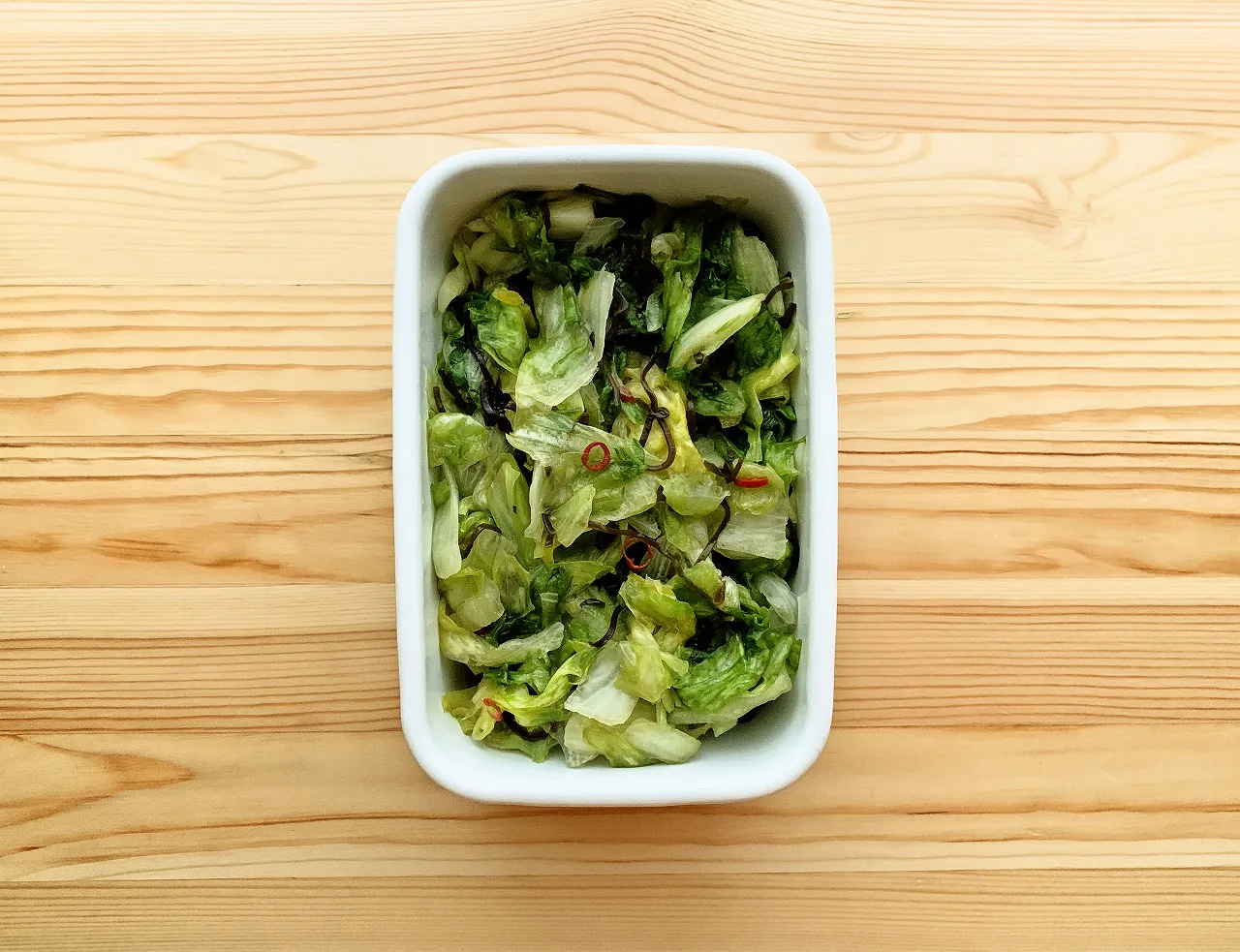 大量消費にもおすすめ！レタスの作り置きで食卓を彩ろう - macaroni