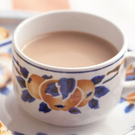 秋冬にエキゾチックなチャイフレーバーのドリンク レシピ 作り方エスプレッソメニュー ダイイチ・アカデミー 未経験から始めるカフェ開業情報サイト