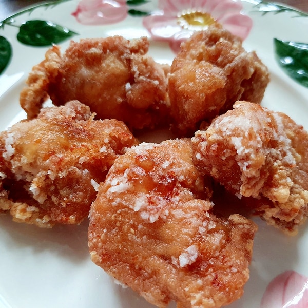 鶏から揚げ片栗粉、卵入りの衣