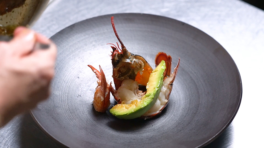 オマール海老で・極上フレンチな海老アボカド寿司みんなの缶つま缶つま倶楽部