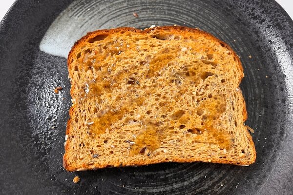 コストコ Martもおすすめ！21種類の穀物入り「オーガニック食パン」にファンが多い理由食品・食材フード・レシピMart マート 公式サイト光文社