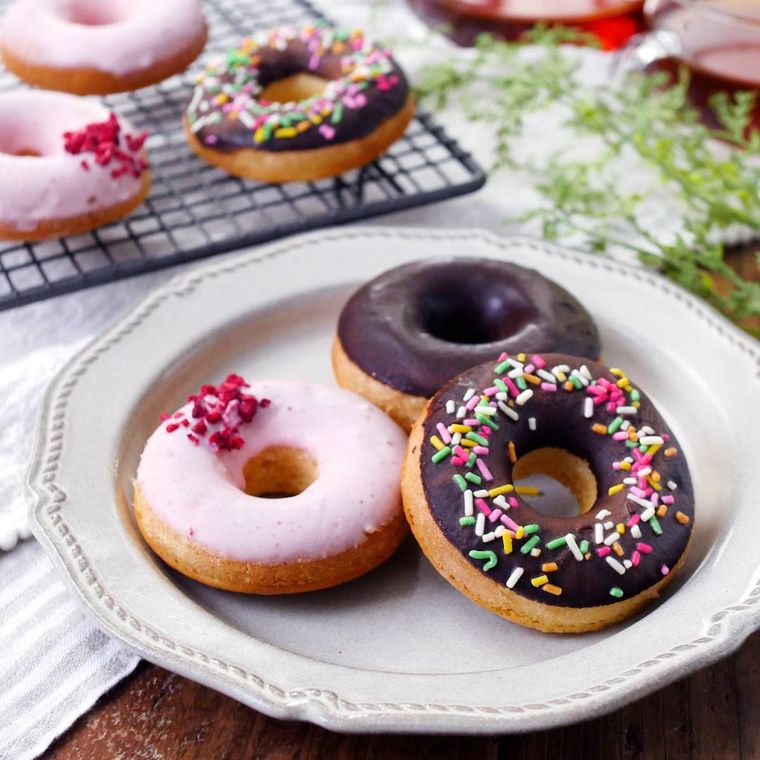 材料3つで混ぜるだけ!ホットケーキミックスで作るひとくちドーナツ