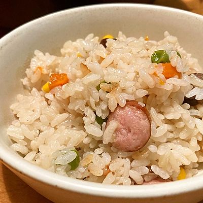 炊飯器で簡単ピラフ☆