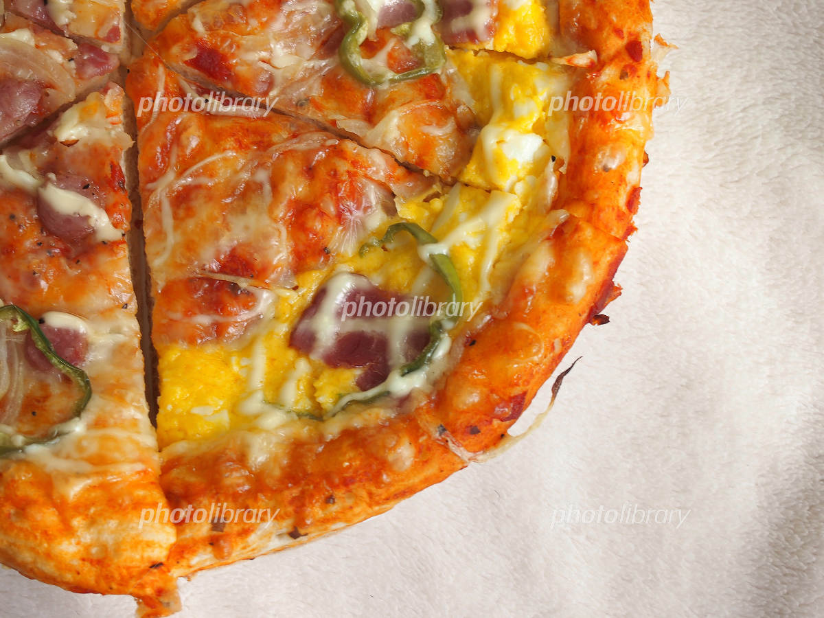 リアルなピザの写真 - 無料の高画質写真をダウンロードFreepik