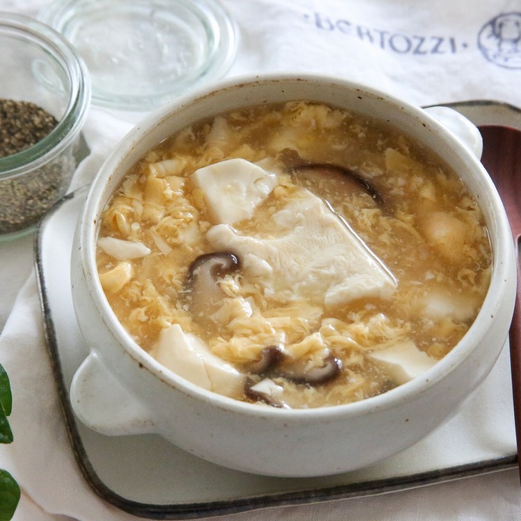 豆腐と卵のふわふわスープ by okuko☆クックパッド簡単おいしいみんなのレシピが392万品