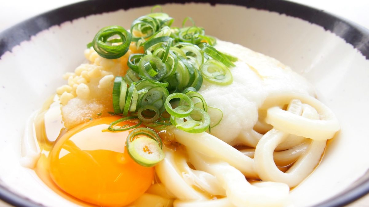 マカロニ要らずで簡単調理！「うどんグラタン」のレシピなべやき屋キンレイ鍋焼うどん・冷凍麺はキンレイ