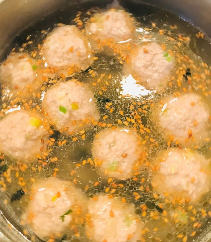 ゆで汁活用！鶏団子と野菜の春雨スープのレシピ：白ごはん.com