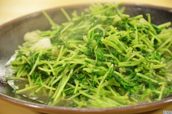 簡単すぎる！夕飯の一品に♪本格豆苗炒め